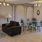 Chateau De La Motte - D'hotes Et Gasthof