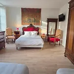 Chateau De La Motte - D'hotes Et Gasthof