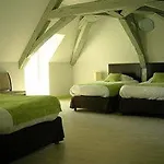 Chateau De La Motte - D'hotes Et * Louchy-Montfand
